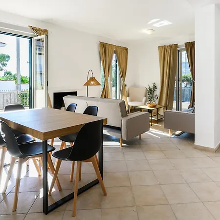 Nymphaea Sperlongaresort Willa *